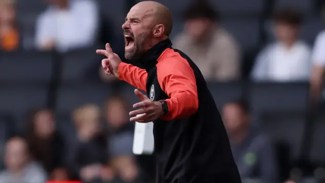 MK Dons boss Paul Warne