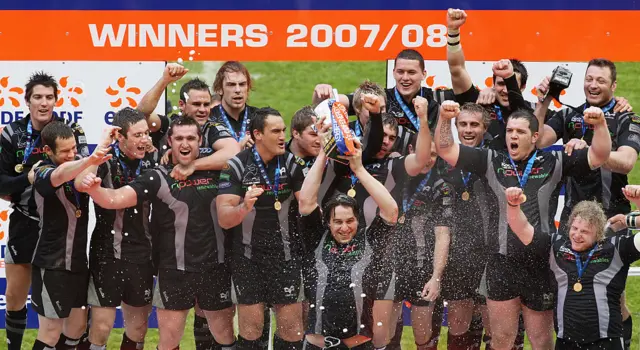 Ospreys captain, Ryan Jones lifts the trophy following his team's victory during the EDF Energy Cup Final between Leicester Tigers and the Ospreys at Twickenham on April 12, 2008