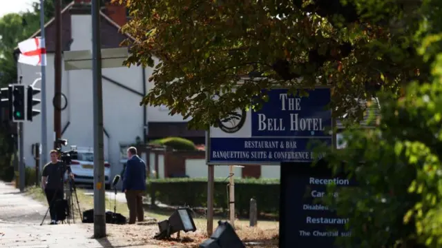 Bell Hotel Eppiing