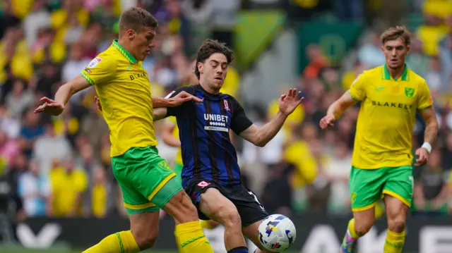 Norwich take on Middlesbrough