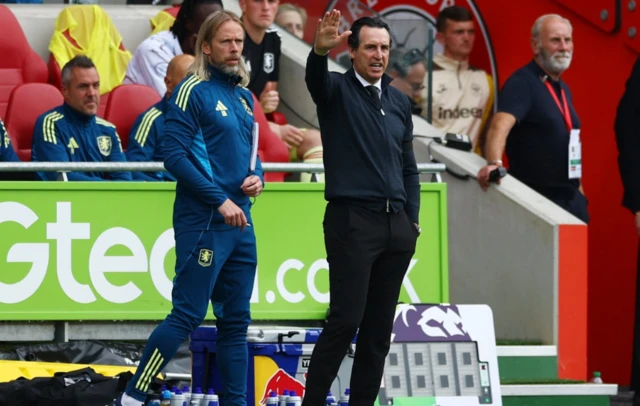 Aston Villa manager Unai Emery reacts