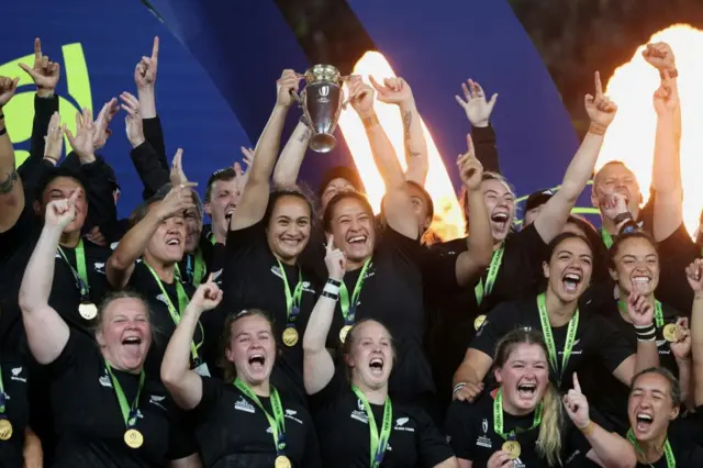 New Zealand players celebrate their World Cup win
