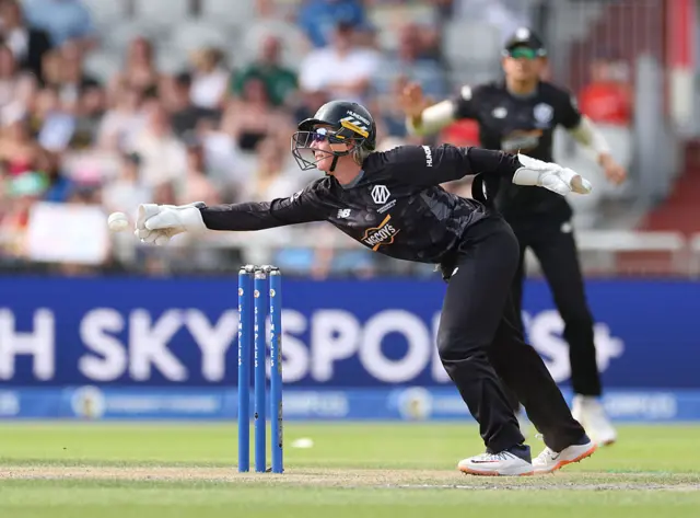 Beth Mooney of Manchester Originals drops the ball as she attempts a stumping during the The Hundred match between Manchester Originals Women and Birmingham Phoenix Women at Emirates Old Trafford on August 24, 2025 in Manchester, England.