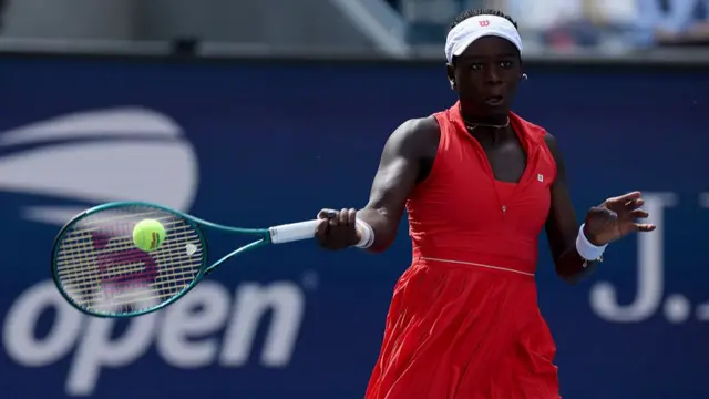 Victoria Mboko plays a forehand shot against Barbora Krejcikova