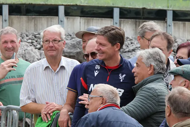 Head coach Oliver Glasner of Crystal Palace surrouned by fans
