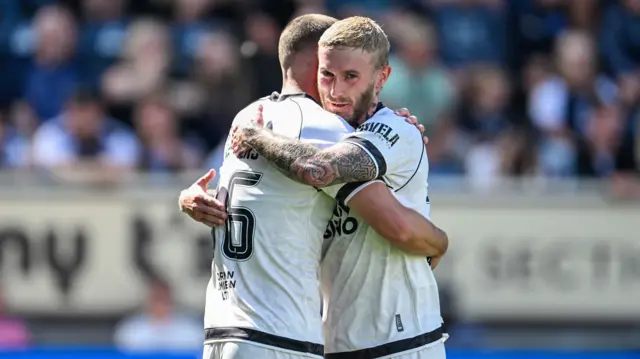 United celebrate Max Watters' goal