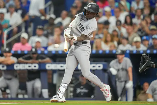 Jazz Chisolm Jr. hits for the yankees