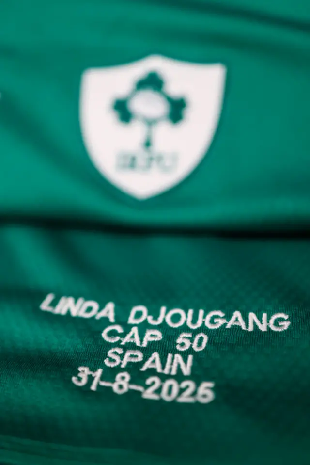 Linda Djougang's jersey