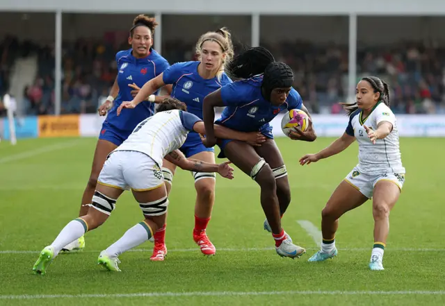 Seraphine Okemba of France is challenged by Larissa Alves of Brazil