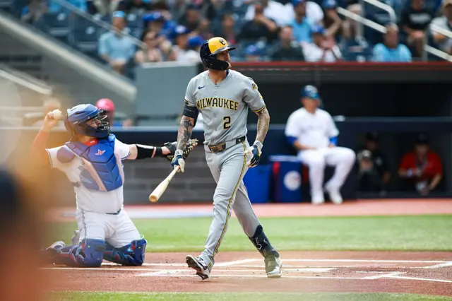 Brice Turang #2 of the Milwaukee Brewers