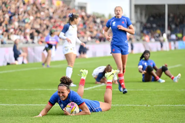 Kelly Arbey try