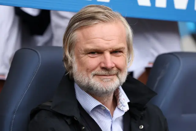 Dundee head coach Steven Pressley