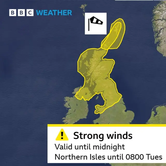 A map of the UK showing where a wind warning has been extended