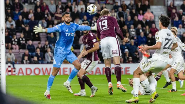 Stuart Findlay scores goal