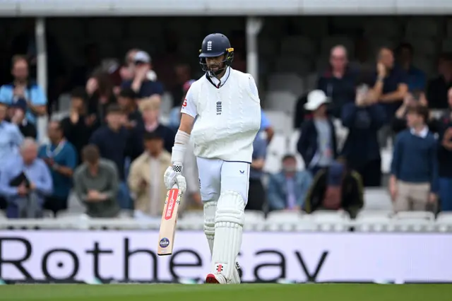 Chris Woakes in a sling
