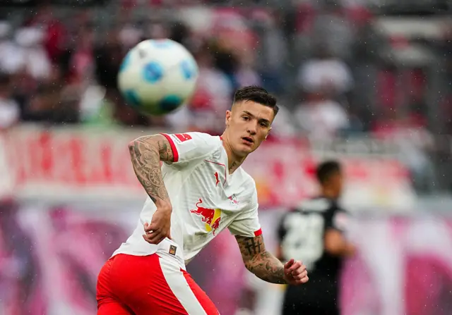 Benjamin Sesko of RB Leipzig looks on