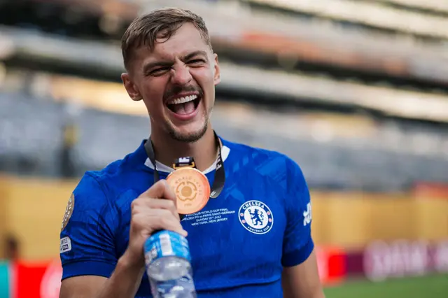 Kiernan Dewsbury-Hall of Chelsea FC poses with his medal