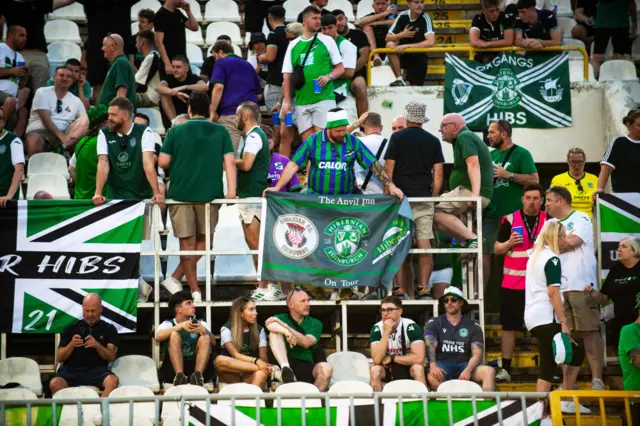 Hibs fans