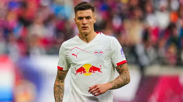Benjamin Sesco en action dans RB Leipzig