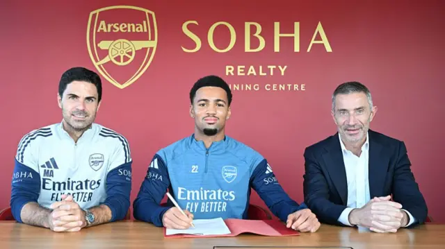 Arsenal's Ethan Nwaneri signs a new long-term contract