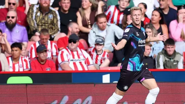Ross McCrorie celebrates for Bristol City at Sheffield United