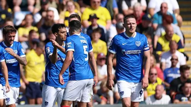 Portsmouth celebrate v Oxford