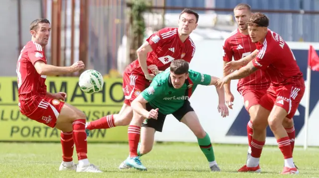 Action from Portadown v Glentoran