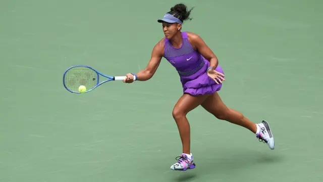 Naomi Osaka returns vs Gauff