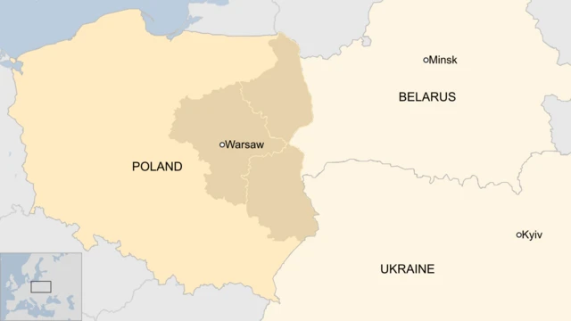 A map which shows Poland, Belarus and Ukraine, with the three areas highlighted in dark yellow