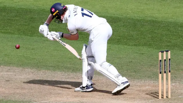 Rob Yates batting for Warwickshire
