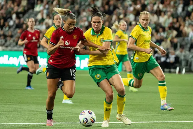 Bizet runs past her marker against Hammarby