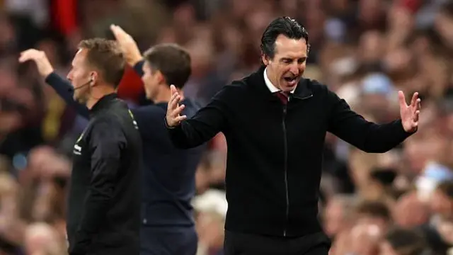 Unai Emery shows his frustration during Aston Villa's defeat at home to Crystal Palace