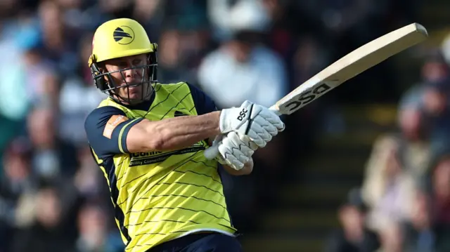 Chris Lynn batting for Hampshire
