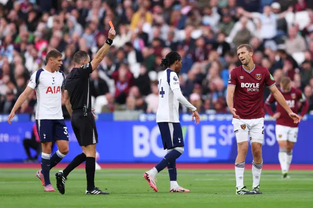 Tomas Soucek sent off