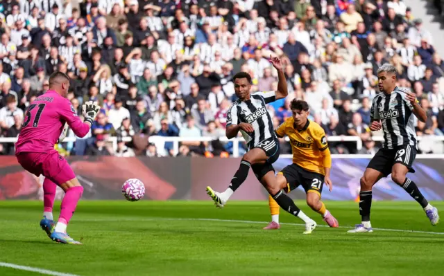 Newcastle United's Jacob Murphy has a shot that is saved by Wolverhampton Wanderers goalkeeper Sam Johnstone
