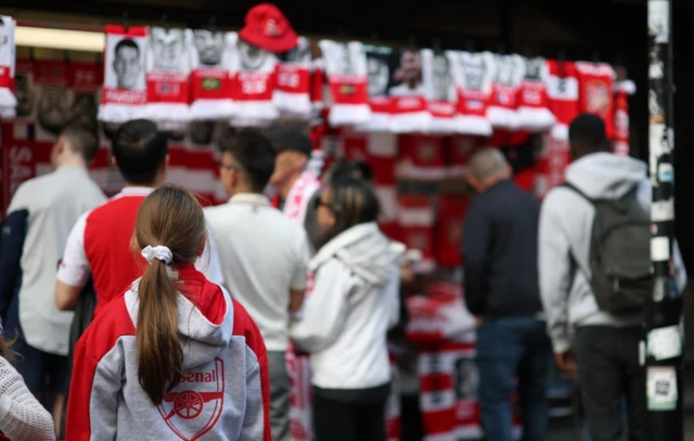 Arsenal fans outside the stadium