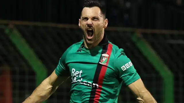 Glentoran forward Pat Hoban