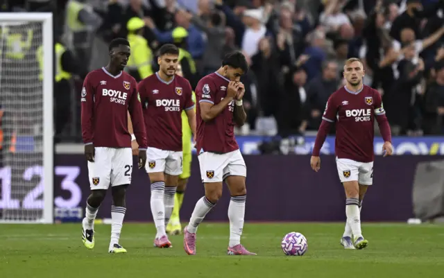 West Ham United's Lucas Paqueta, Jarrod Bowen, Konstantinos Mavropanos and Soungoutou Magassa look dejected