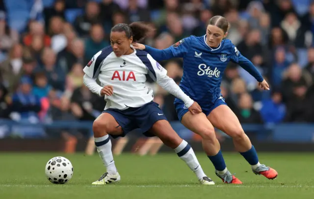 Tottenham Hotspur's Drew Spence in action with Everton's Ruby Mace