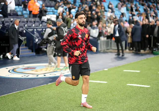 Bruno Fernandes of Manchester United enters the pitch