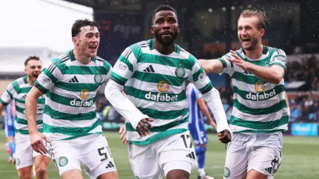 Celtic's Kelechi Iheanacho celebrates