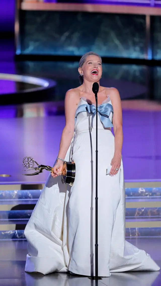 Katherine LaNasa wins supporting actress for The Pitt