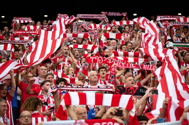 Athletic Club fans raise their scarves prior to the UEFA Champions League 2025/26 League Phase MD1 match between Athletic Club and Arsenal FC at Estadio de San Mames on September 16, 2025 in Bilbao, Spain.