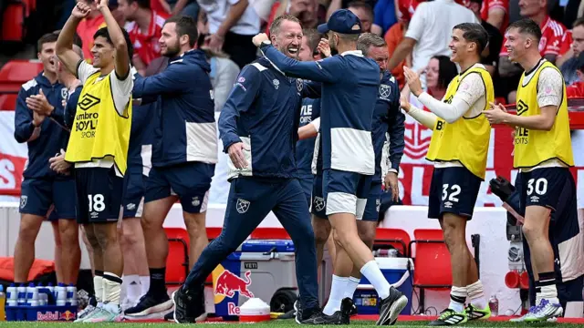 Graham Potter celebrates