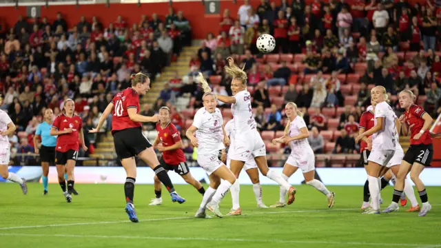 Elisabeth Terland scores