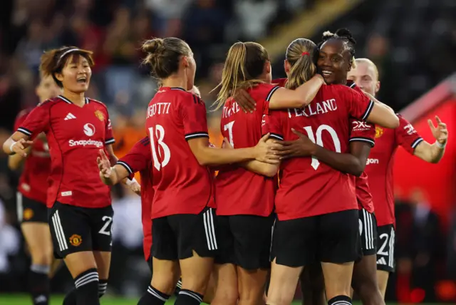 Man Utd celebrate