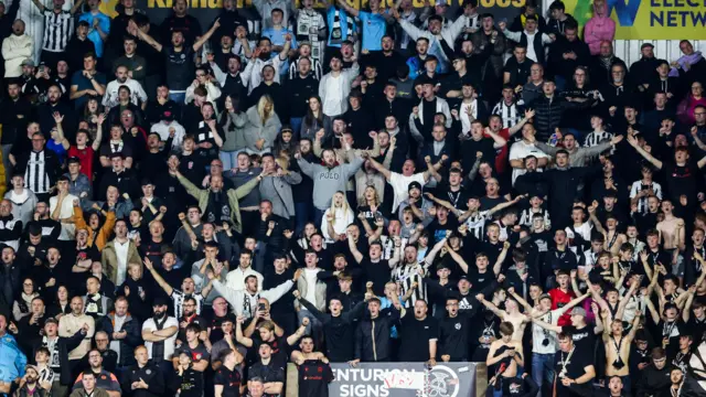 St Mirren fans