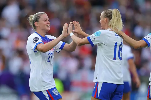 Alessia Russo and Chloe Kelly celebrate at Euro 2025