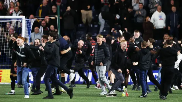 St Mirren fans pitch invasion