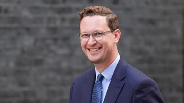 Darren Jones arrives at Downing Street - 1 September 2025